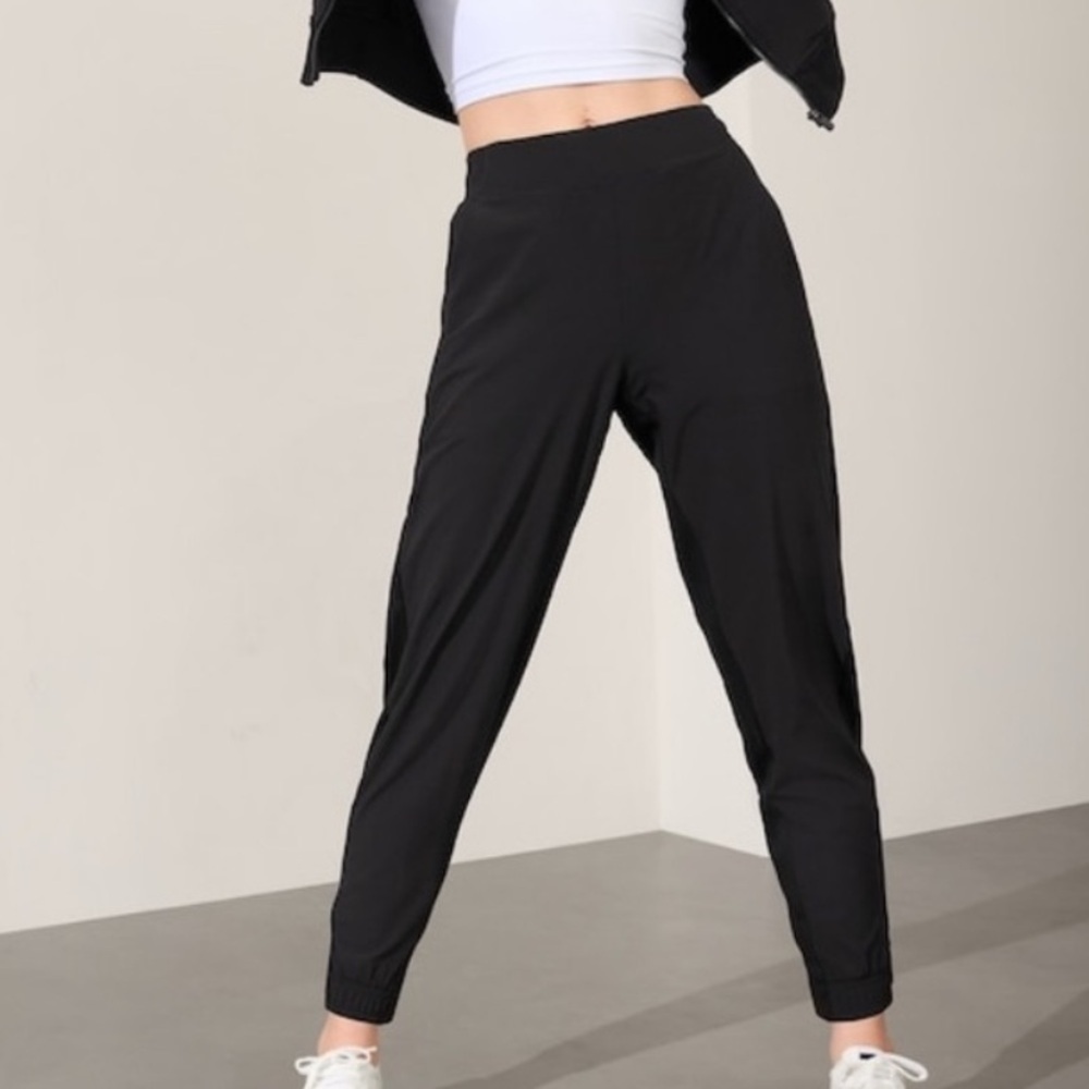 ATHLETA Textured Brooklyn Black Womens Joggers Pants Size 6
